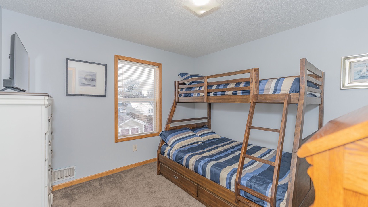 Photo of Bedroom in Glens Falls