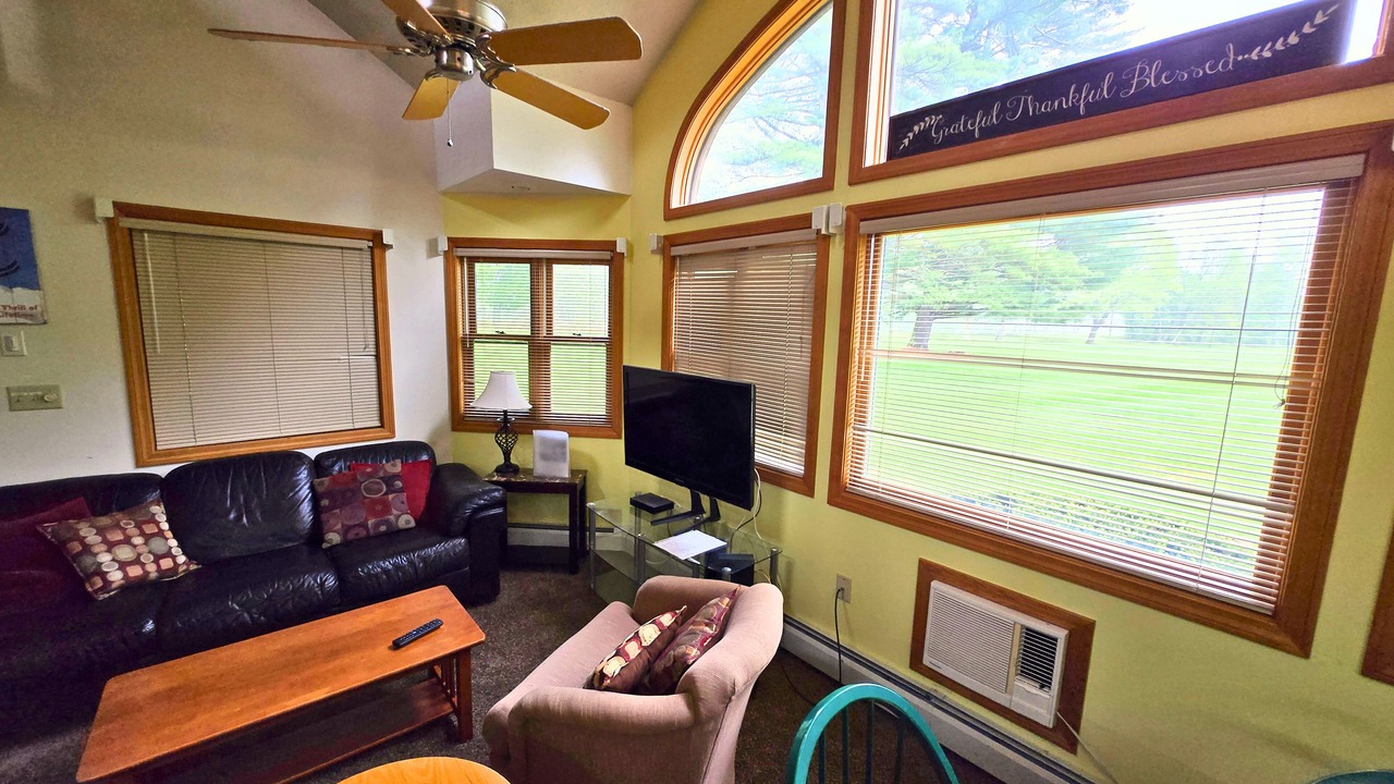 Photo of Livingroom in Woodstock