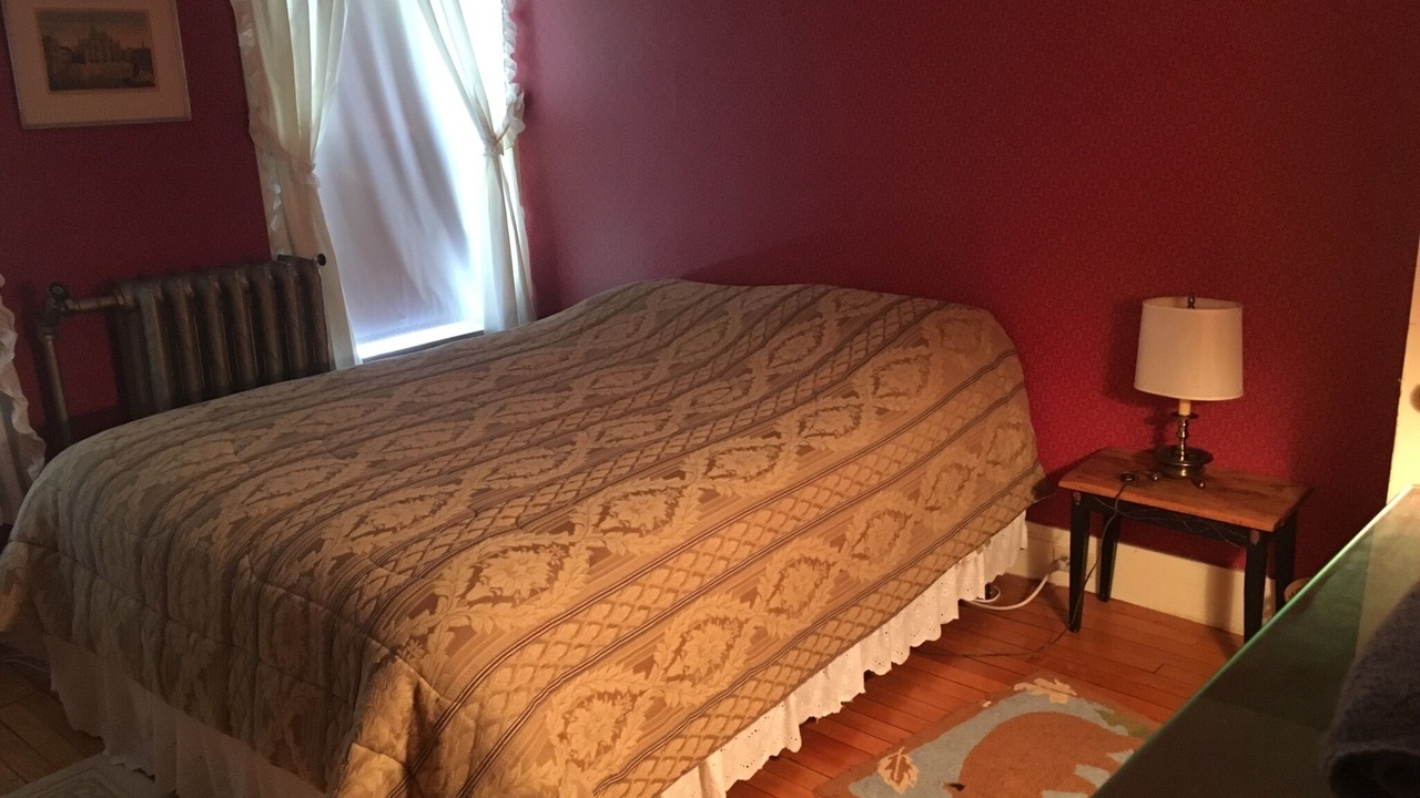 Photo of Bedroom in Elizabethtown
