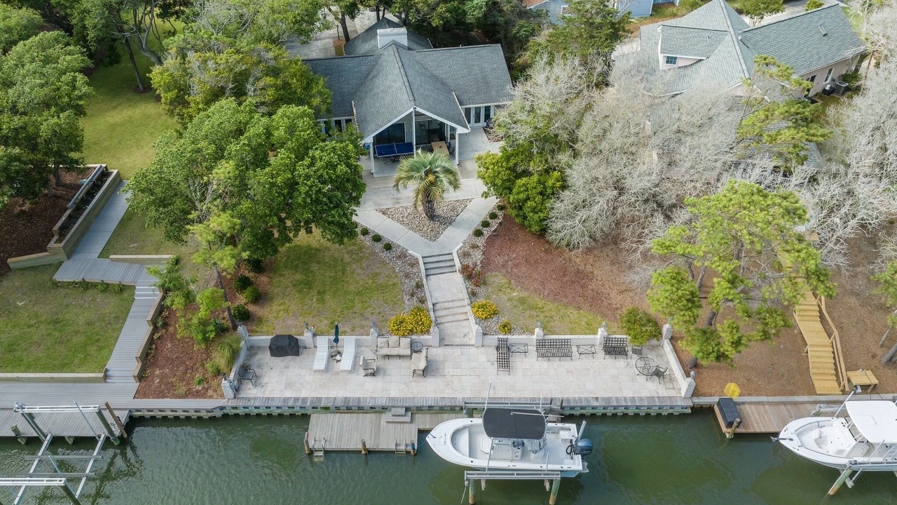 Photo of Outdoor in Pine Knoll Shores