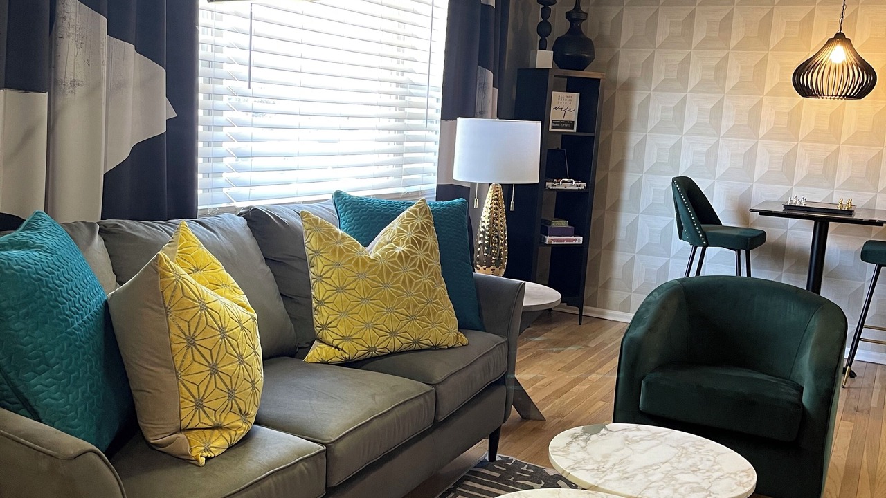 Photo of Livingroom in Malverne