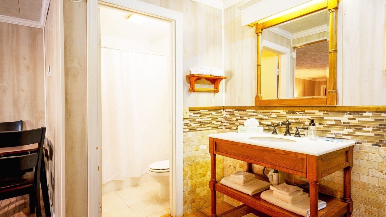 Photo of Bathroom in Elkins