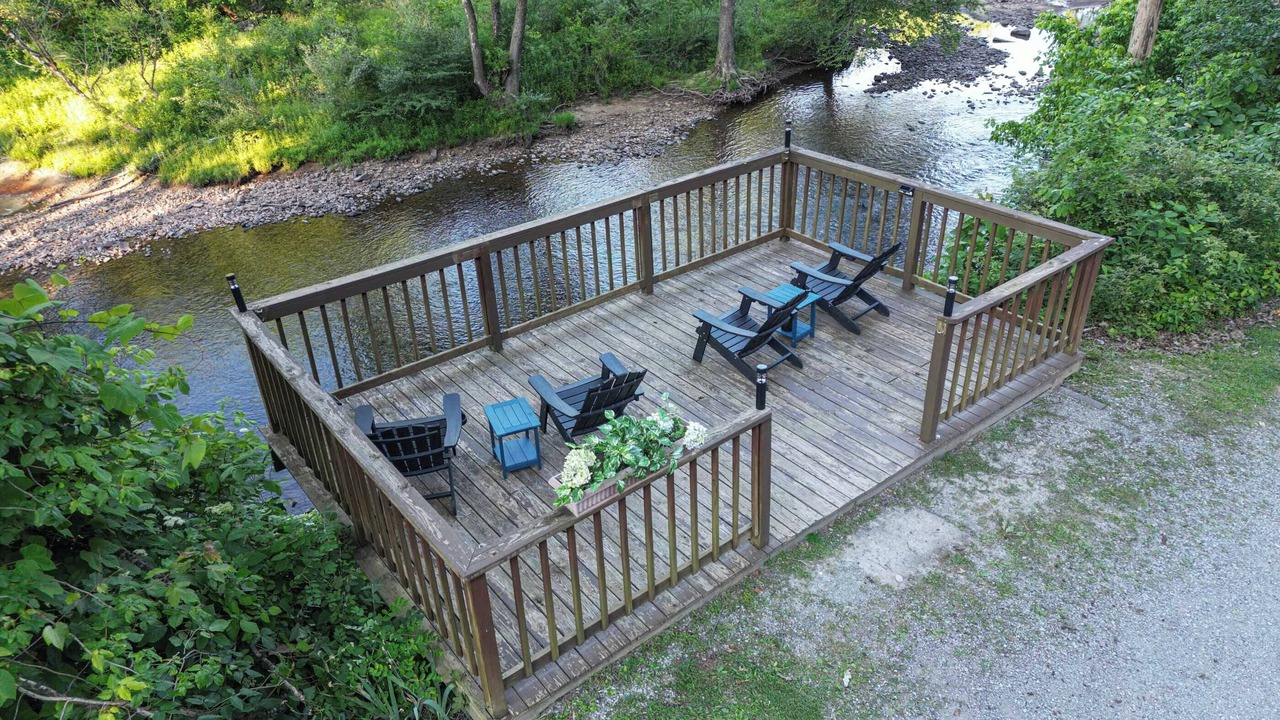 Photo of Outdoor in Elkins
