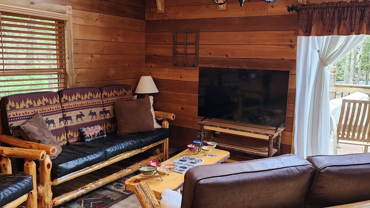 Photo of Livingroom in Brant Lake