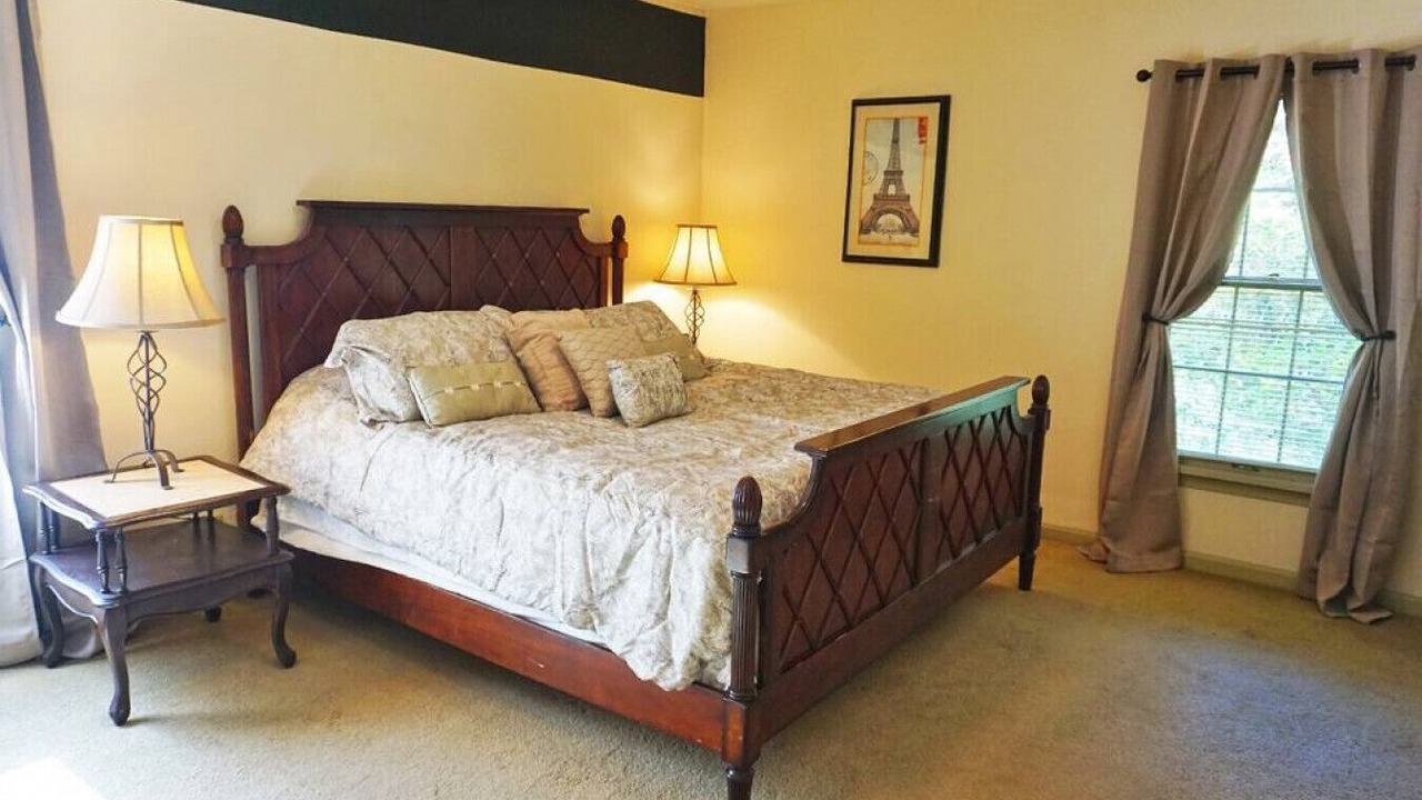 Photo of Bedroom in Coshocton