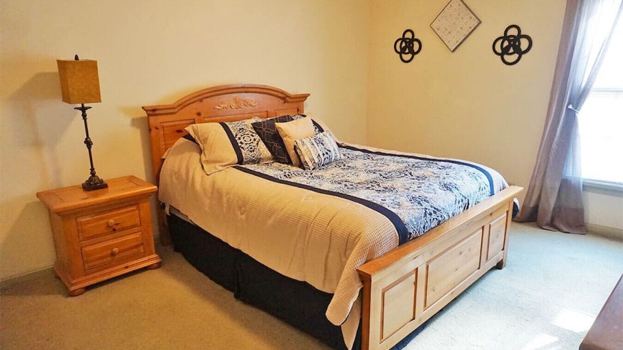 Photo of Bedroom in Coshocton