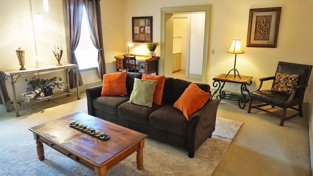 Photo of Livingroom in Coshocton