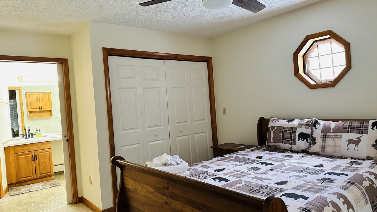 Photo of Bedroom in McHenry