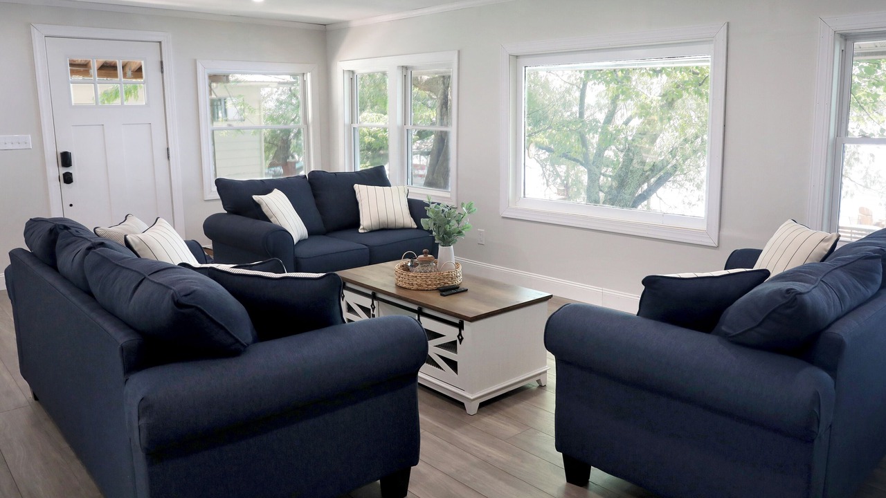 Photo of Bedroom in Lamoreaux Landing
