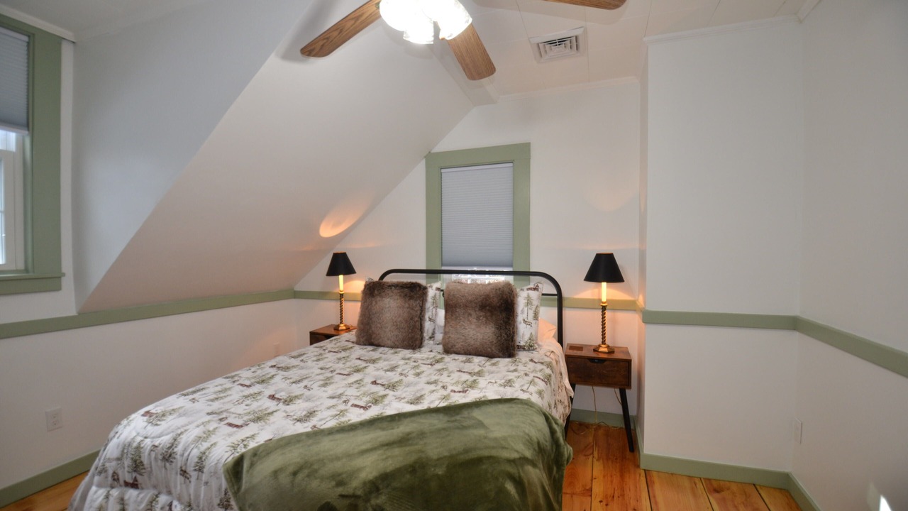 Photo of Bedroom in Chocorua