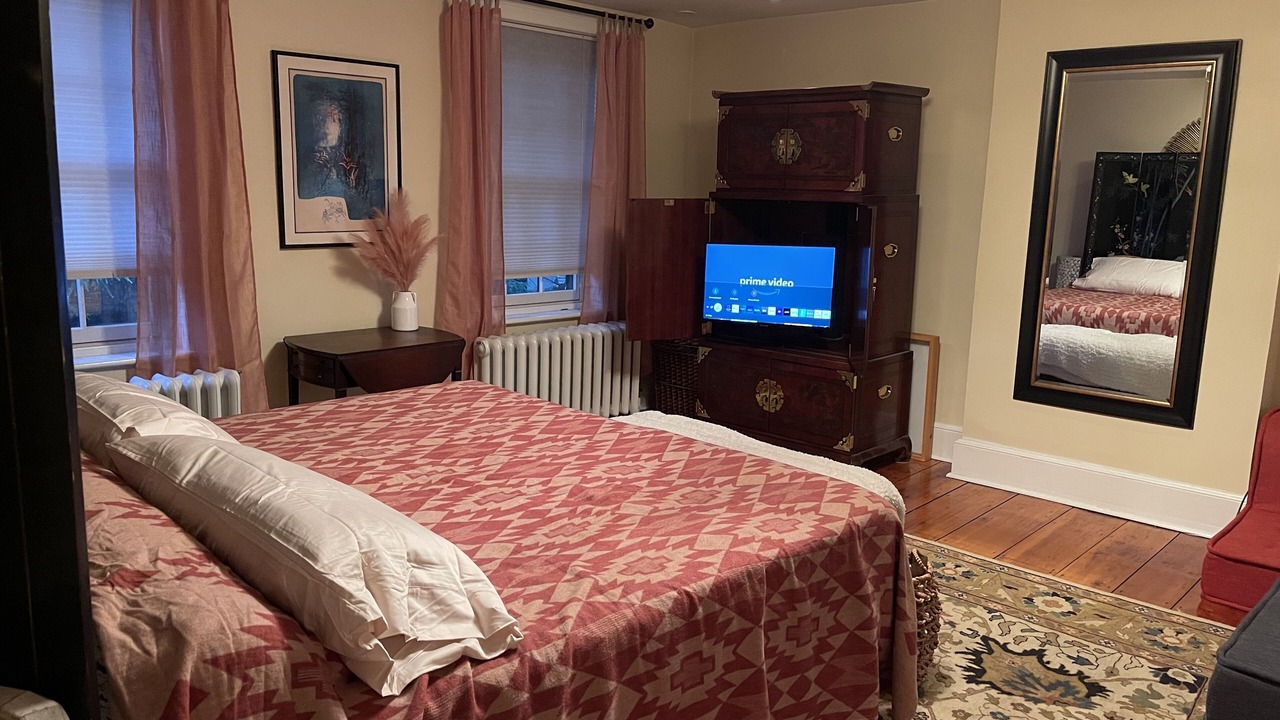 Photo of Bedroom in Buckingham Lake - Crestwood