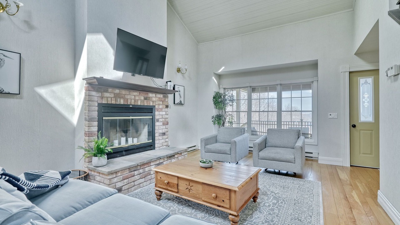 Photo of Livingroom in Grange Landing