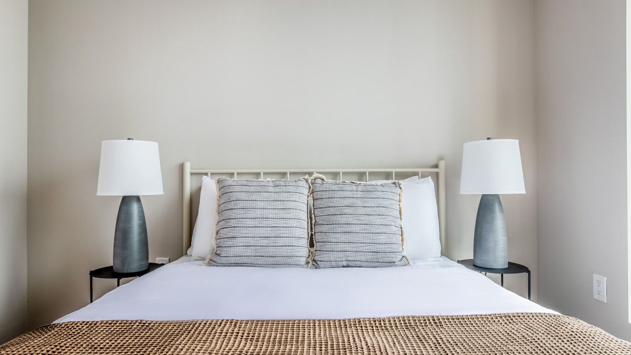 Photo of Bedroom in Theatre District