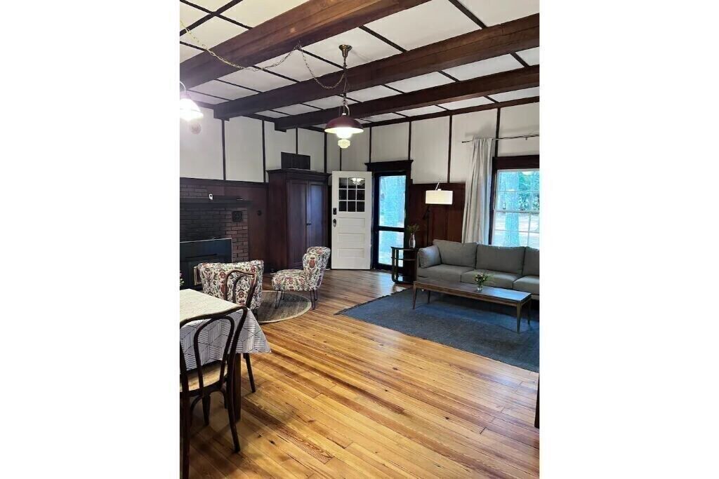 Photo of Livingroom in Lake Luzerne