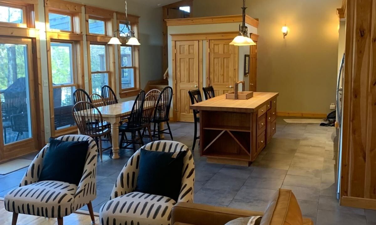Photo of Livingroom in Monticello