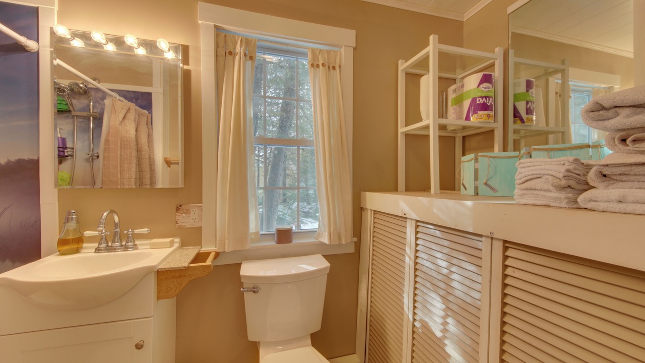 Photo of Bathroom in Palmyra