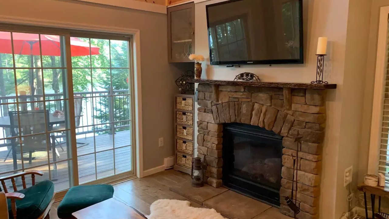 Photo of Livingroom in Barrington