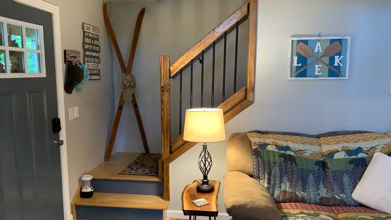 Photo of Livingroom in Barrington