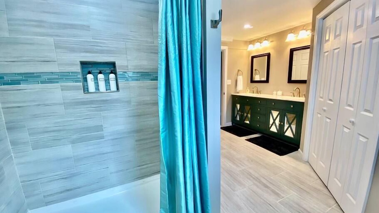 Photo of Bathroom in Geyser Crest