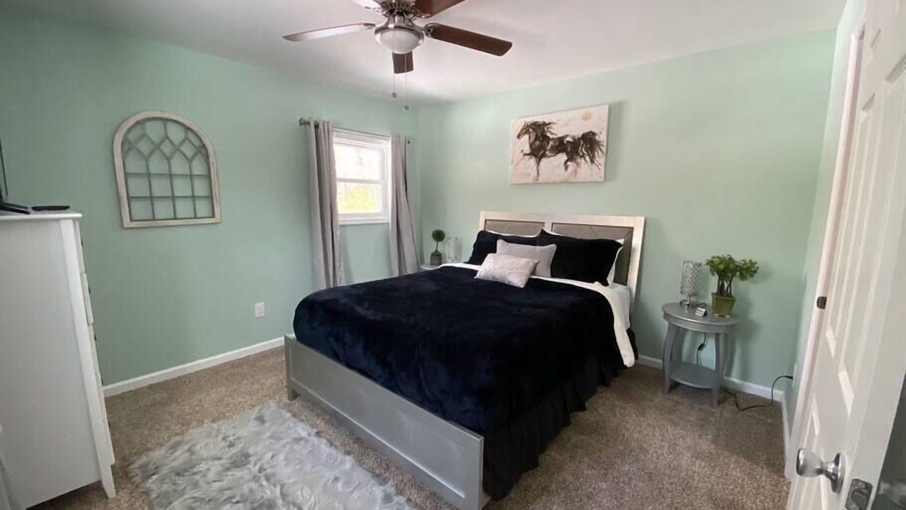 Photo of Bedroom in Geyser Crest
