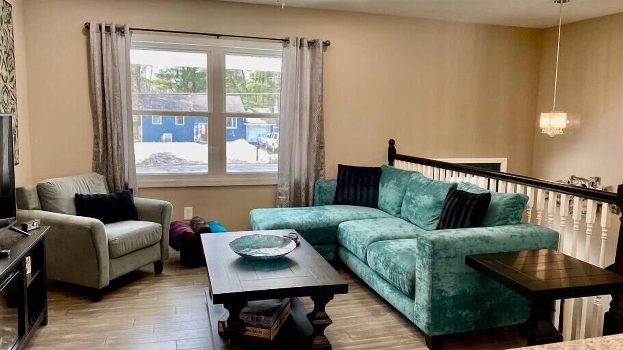 Photo of Livingroom in Geyser Crest