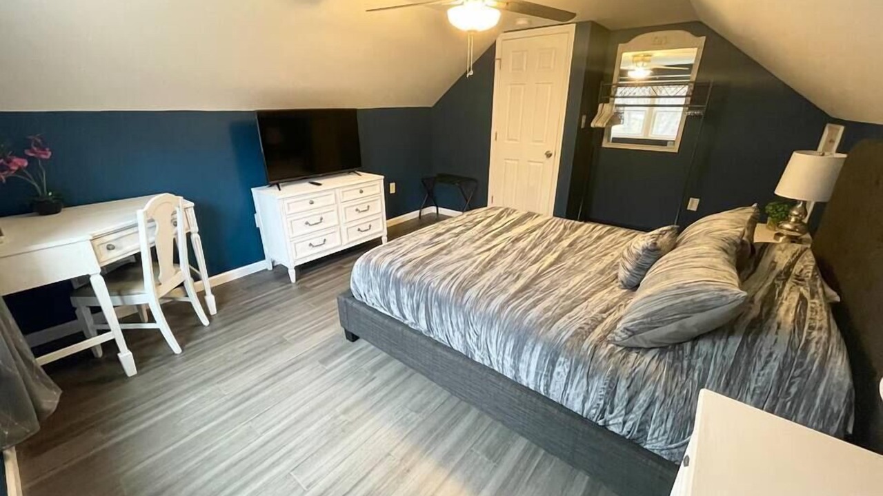 Photo of Bedroom in Schenectady
