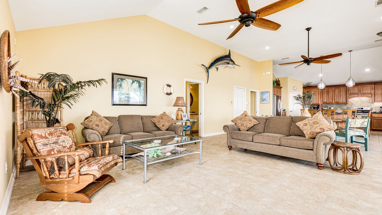 Photo of Livingroom in Dickinson