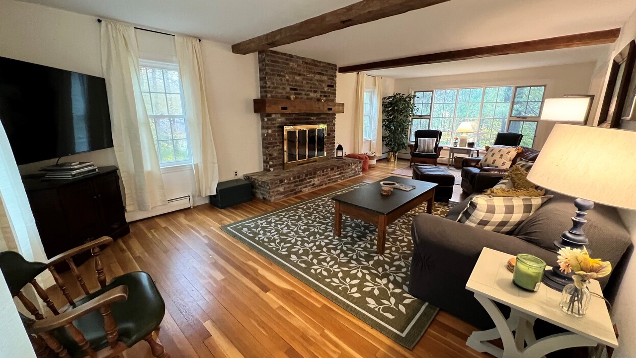 Photo of Livingroom in Intervale
