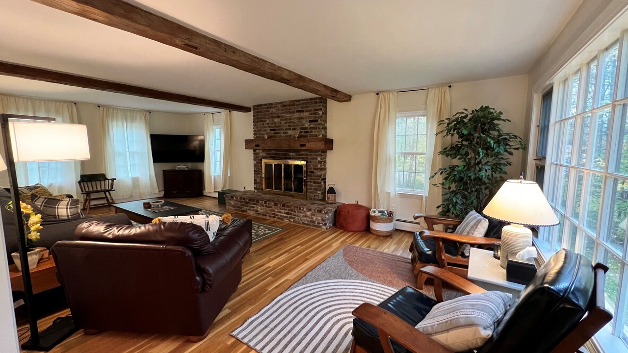 Photo of Livingroom in Intervale