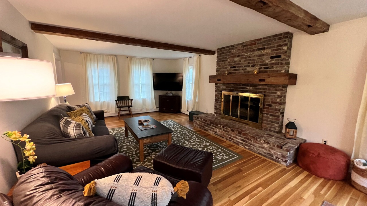 Photo of Livingroom in Intervale