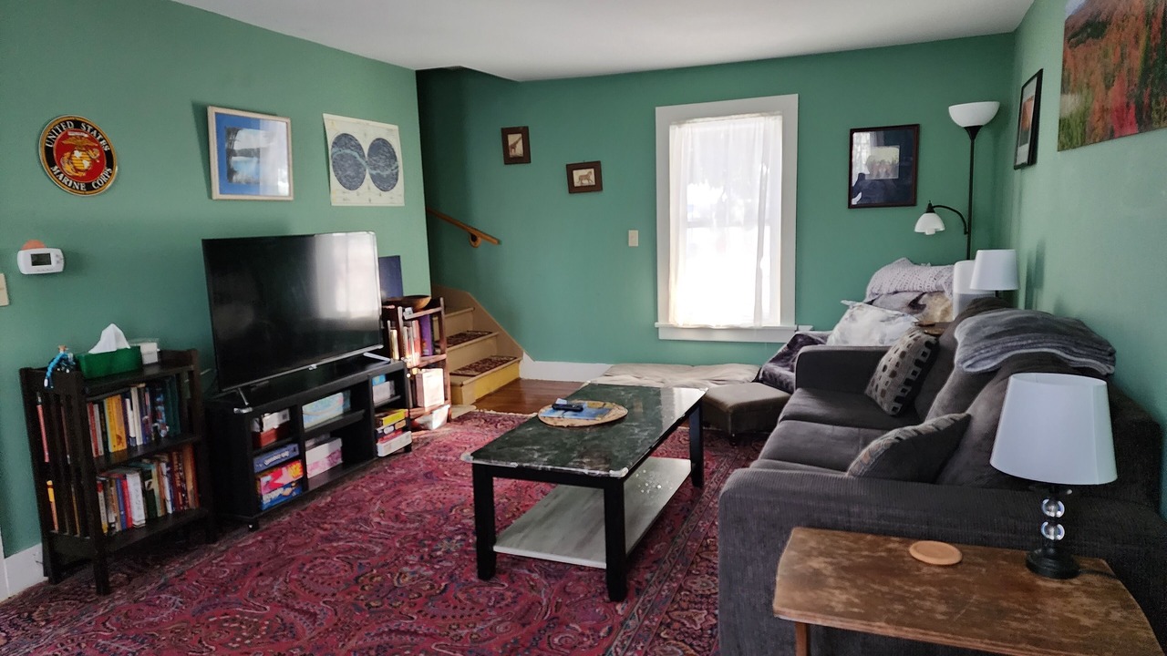 Photo of Livingroom in Glens Falls