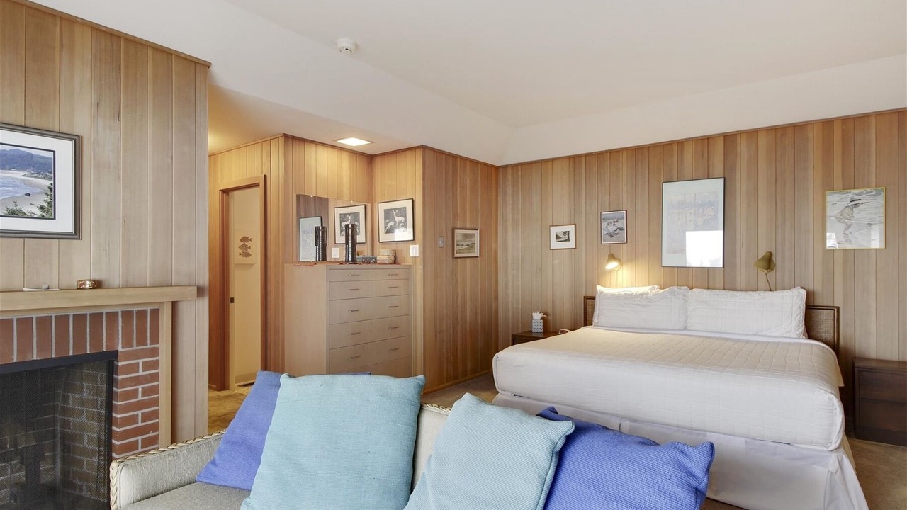 Photo of Livingroom in Cannon Beach