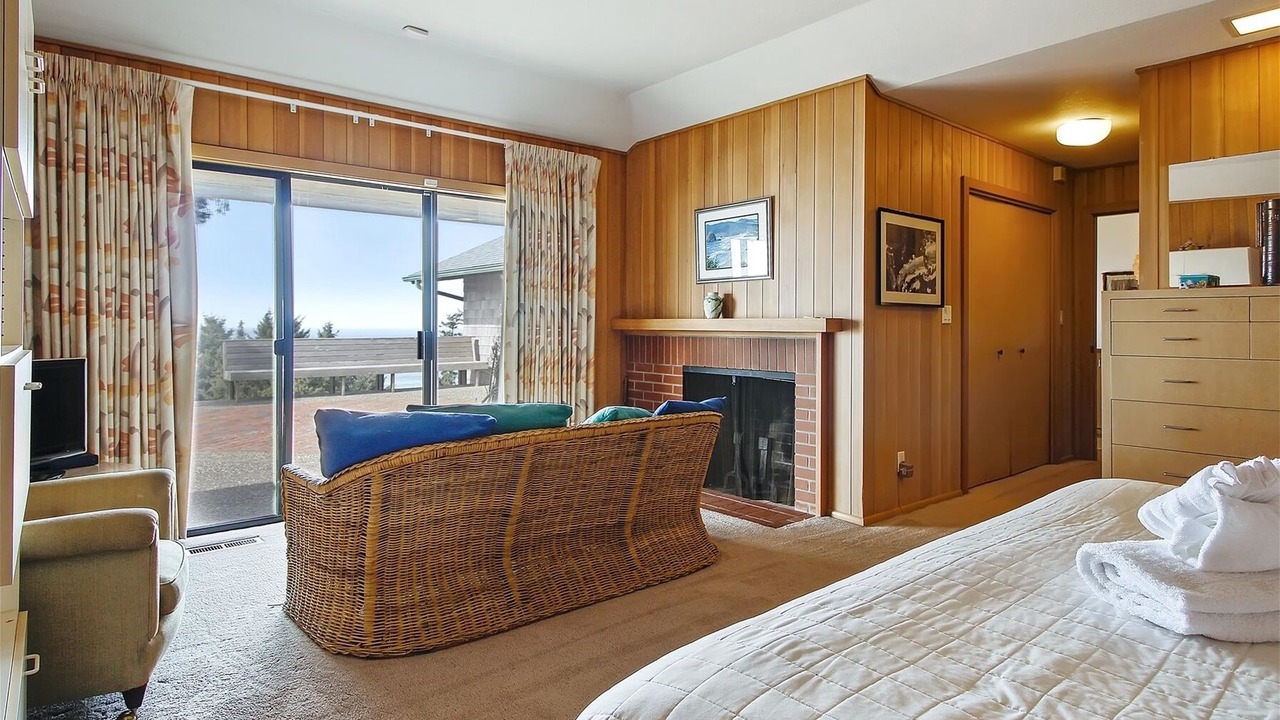 Photo of Livingroom in Cannon Beach