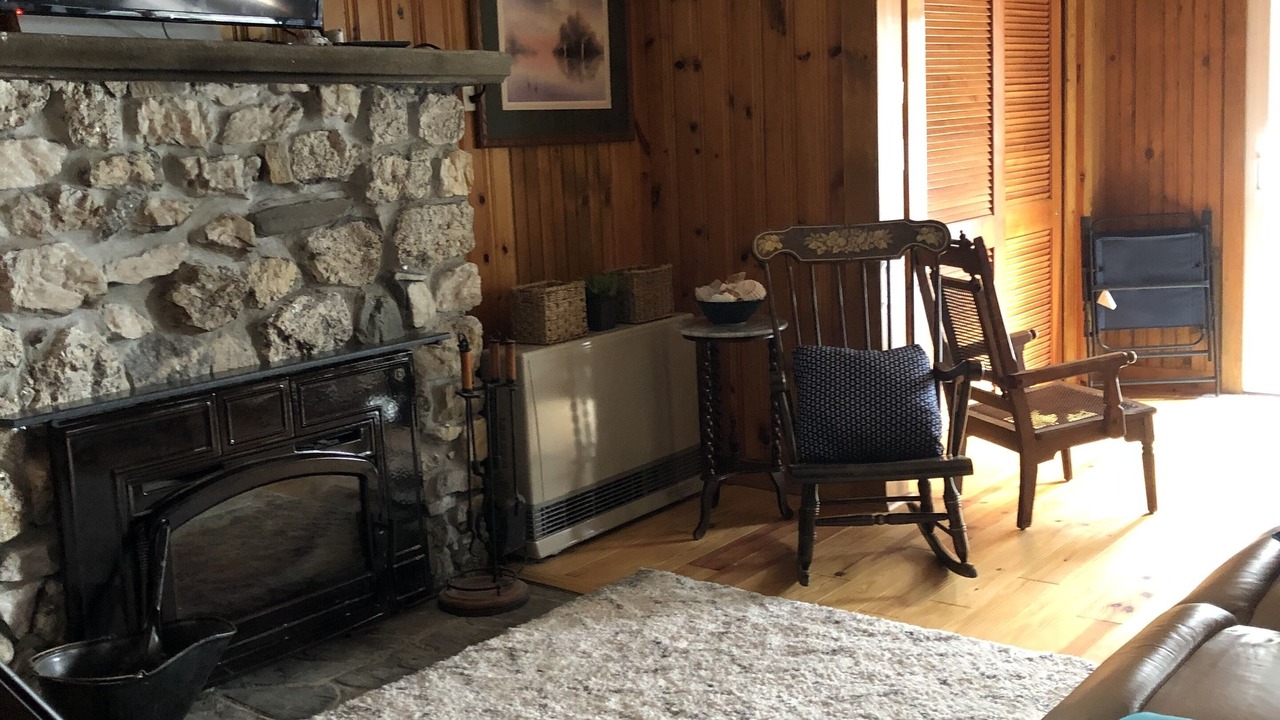 Photo of Livingroom in Stinson Lake