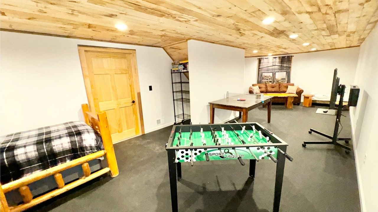 Photo of Bedroom in Johnsburg