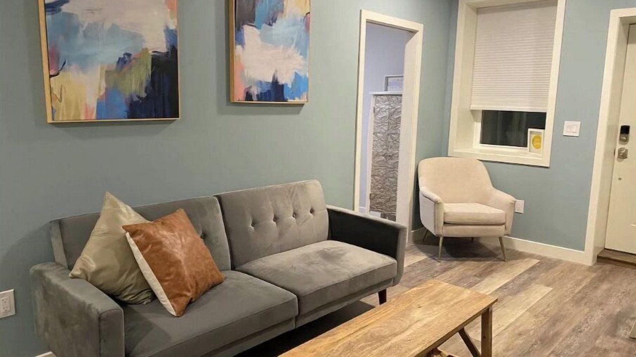 Photo of Livingroom in Halfmoon