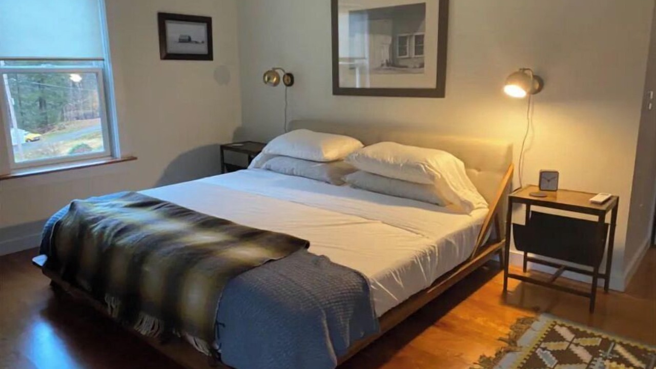 Photo of Bedroom in Shelburne Falls