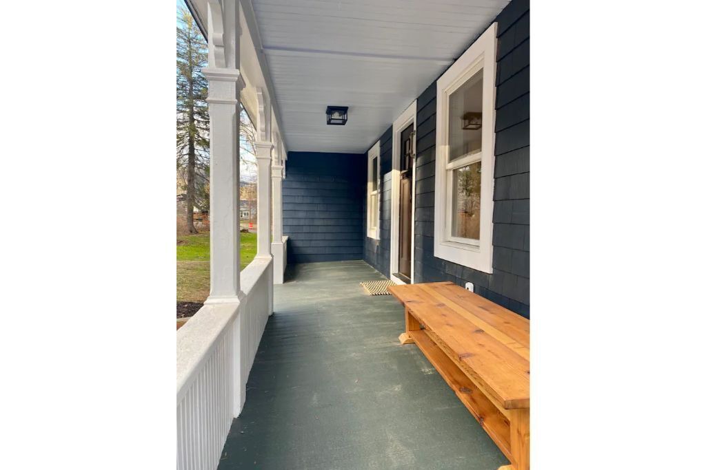 Photo of Patio Balcony in Shelburne Falls