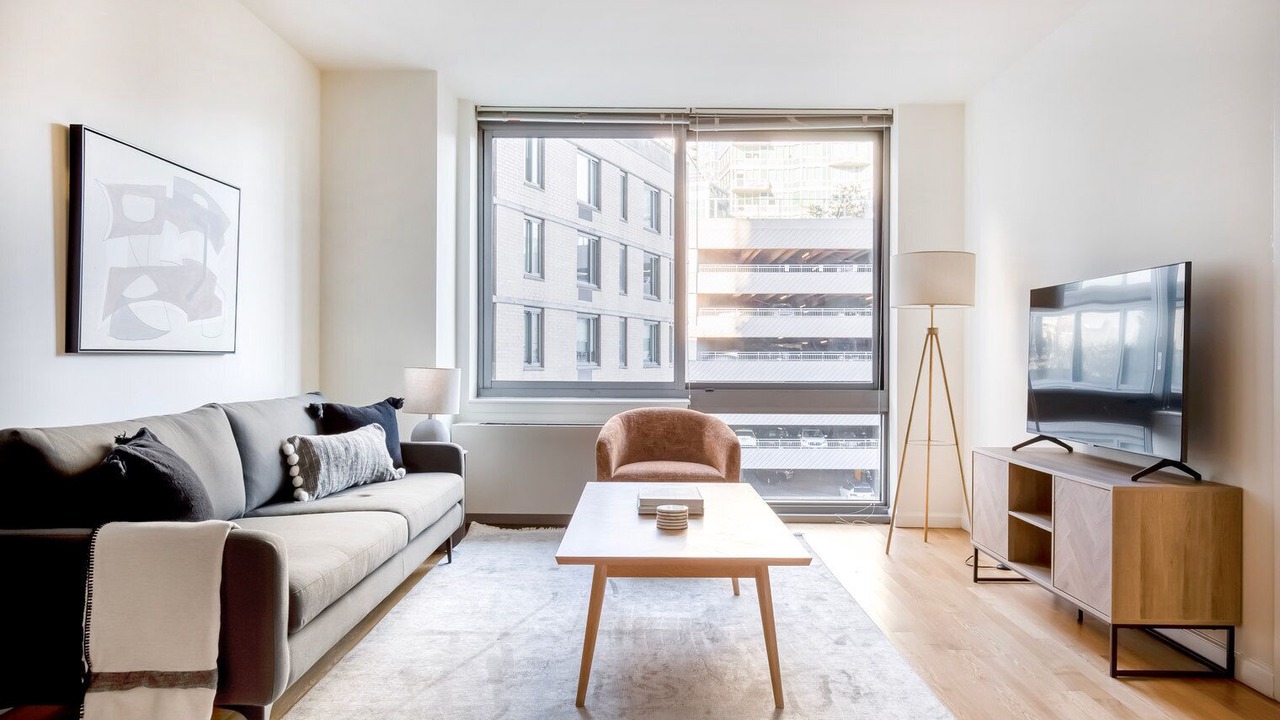 Photo of Livingroom in Hunters Point