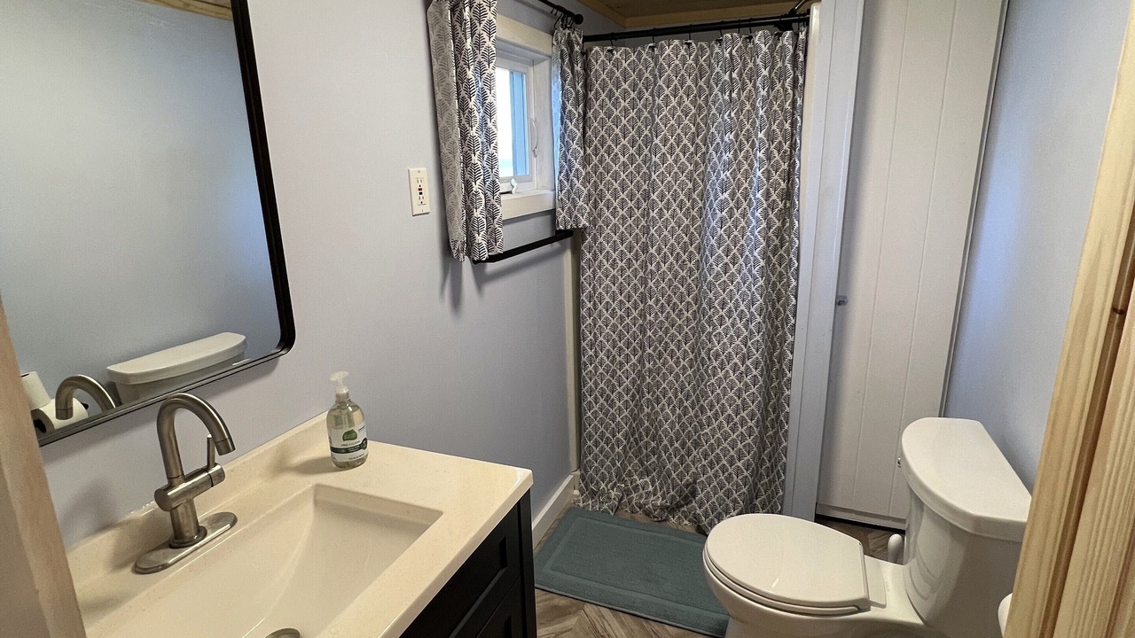 Photo of Bathroom in Naples