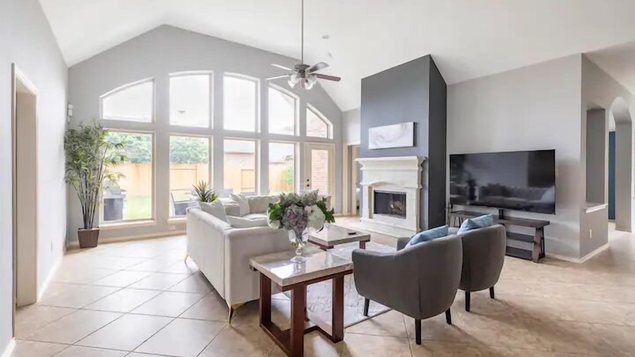 Photo of Livingroom in Lake Houston