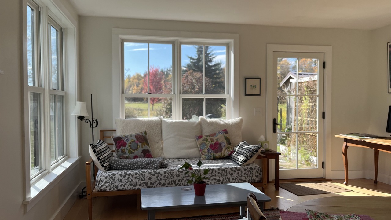 Photo of Livingroom in North Ferrisburgh