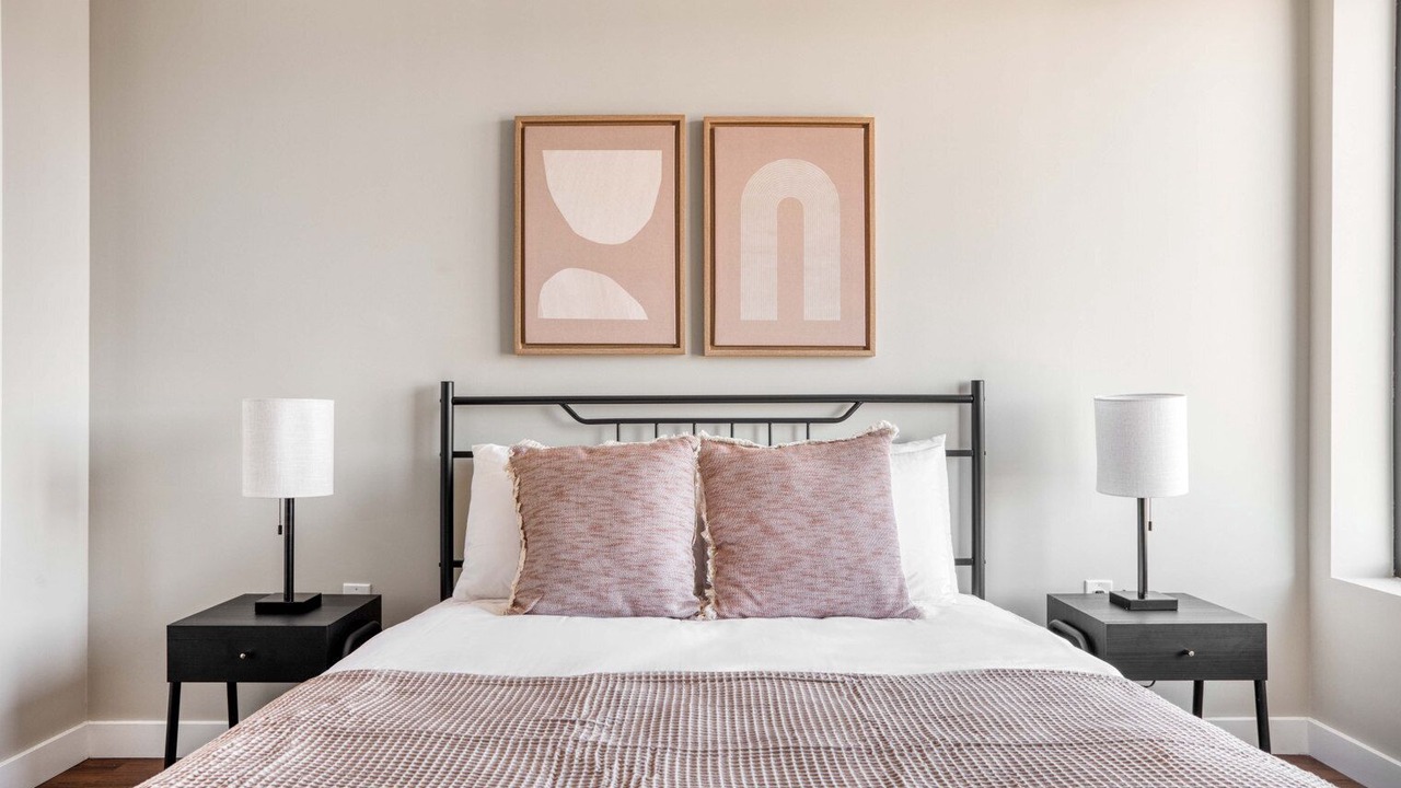 Photo of Bedroom in Theatre District