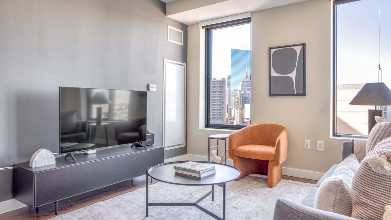 Photo of Livingroom in Theatre District
