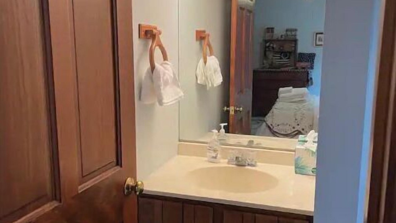 Photo of Bathroom in Old Timberline