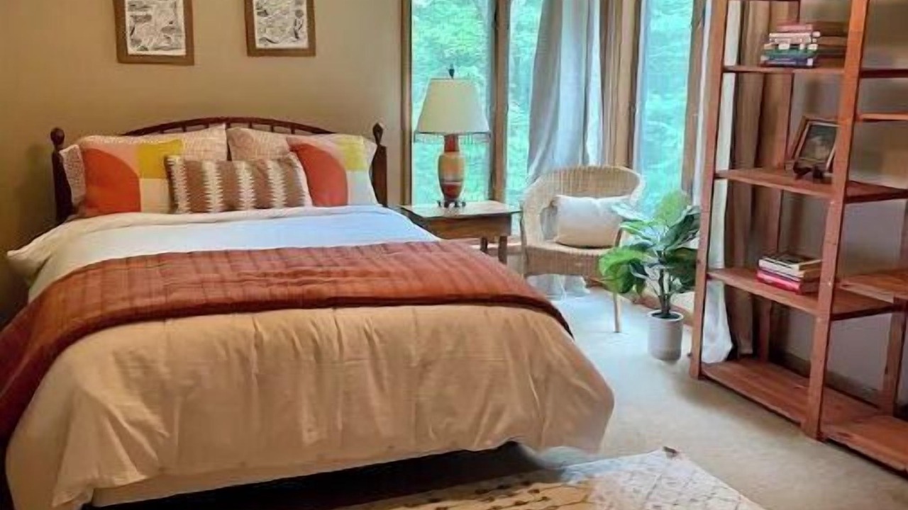 Photo of Bedroom in Old Timberline