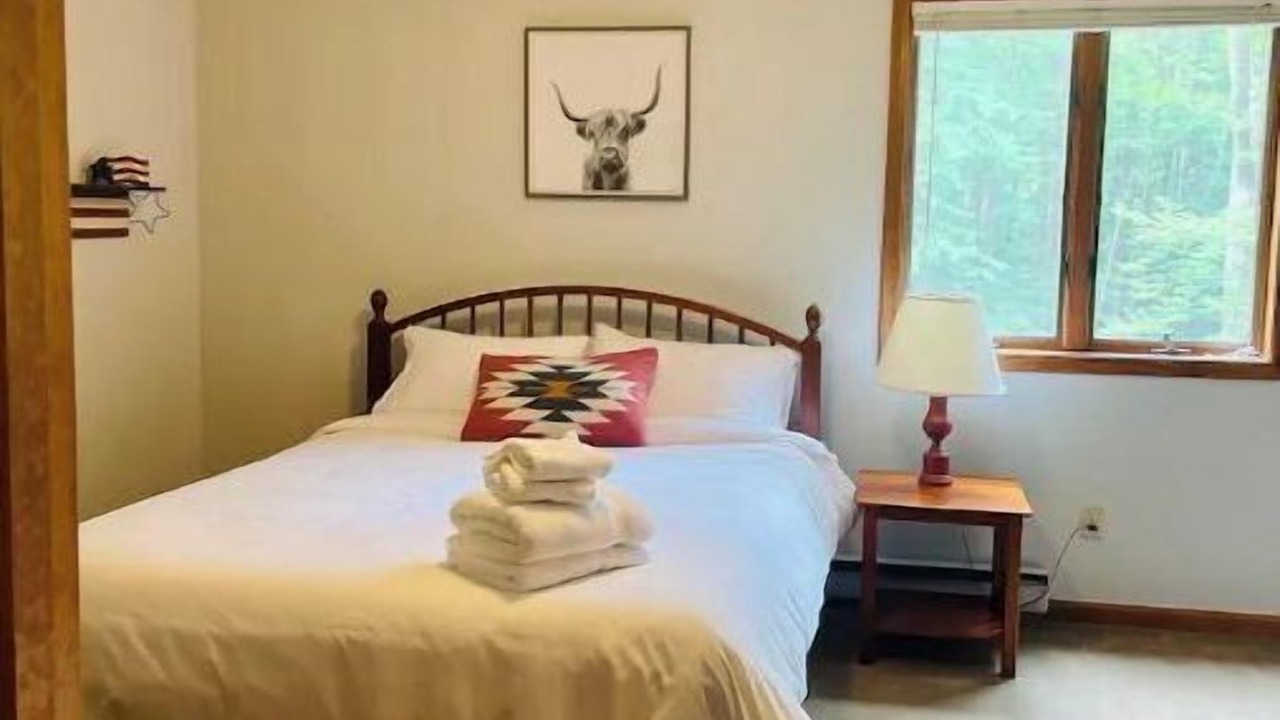 Photo of Bedroom in Old Timberline
