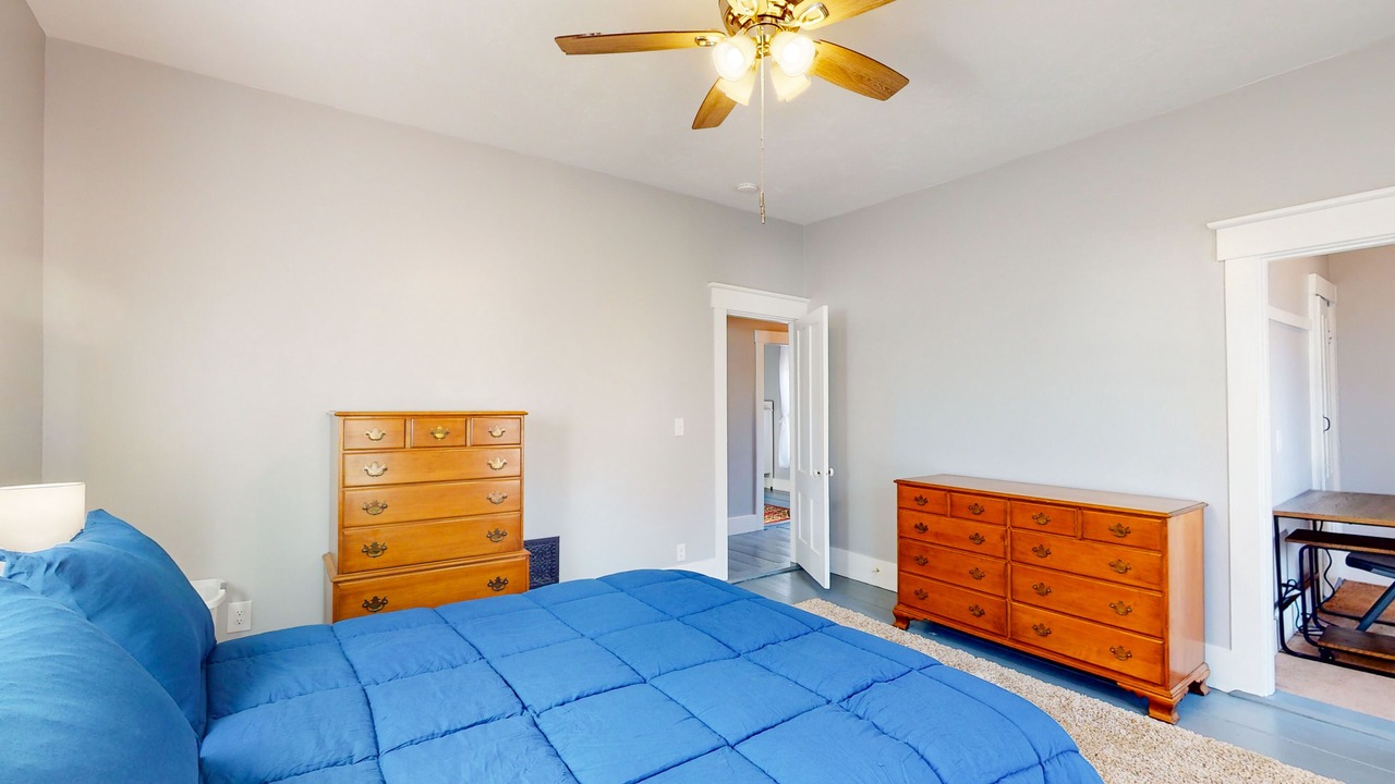 Photo of Bedroom in Monson