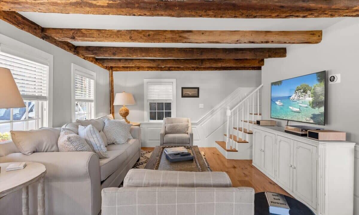 Photo of Bedroom in Newburyport