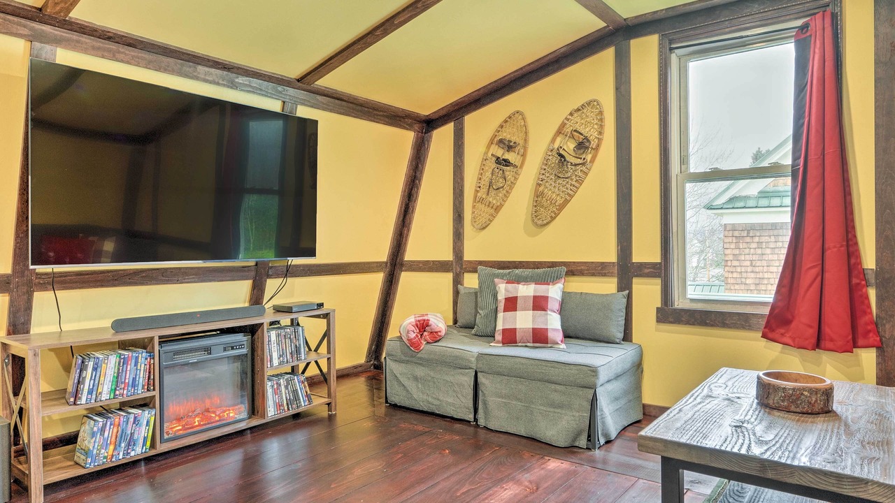 Photo of Livingroom in Lancaster